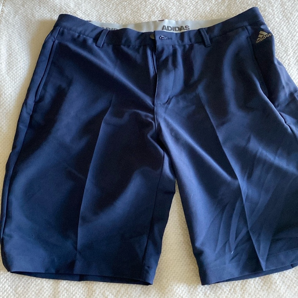 NWT Adidas ULT 365 golf short. Navy 36”